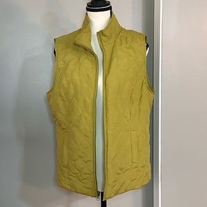 Christopher & banks sage green puffer vest Front pockets